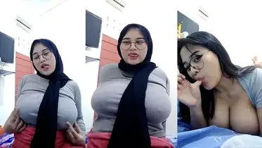 Acha Kacamata Bokep Jilbab Digarap Brutal poster